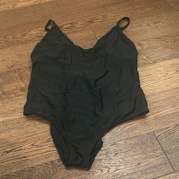 Aerie black one piece bathing suit - Picture 1 of 4